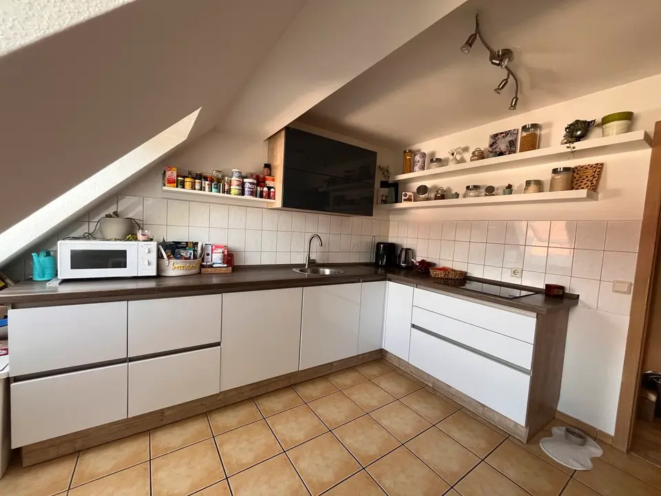3 Zimmer Wohnung mit 70 m² in Merseburg – Bild 2
