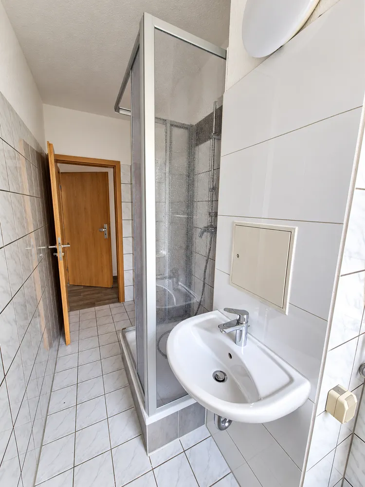1 Zimmer Wohnung mit 30 m² in Sangerhausen – Bild 2