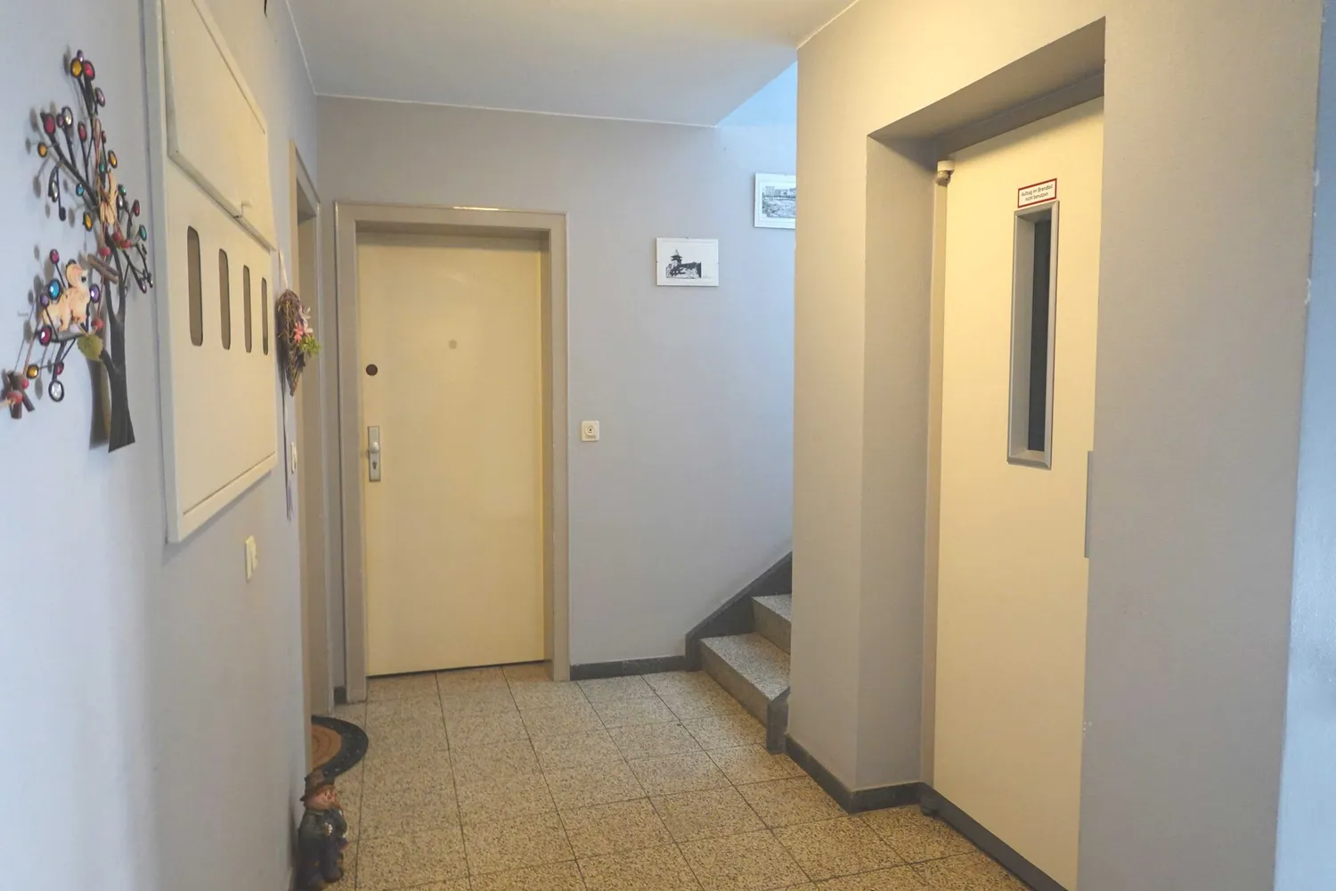 2 Zimmer Wohnung mit 60 m² in Leverkusen – Bild 2