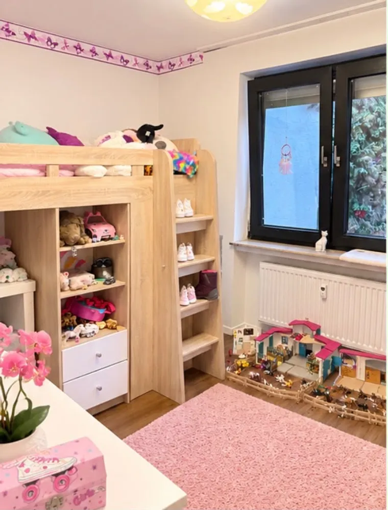 4 Zimmer Wohnung mit 110 m² in Wiesbaden – Bild 3