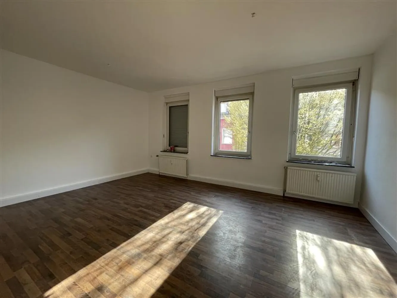 2 Zimmer Wohnung mit 63 m² in Krefeld – Bild 2