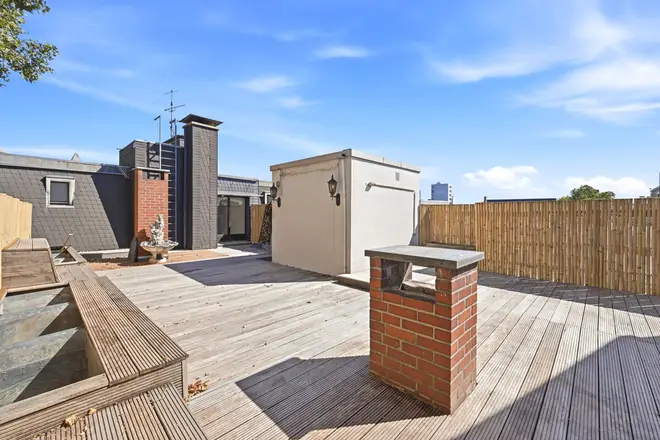 3 Zimmer Wohnung mit 133 m² in Köln – Bild 11