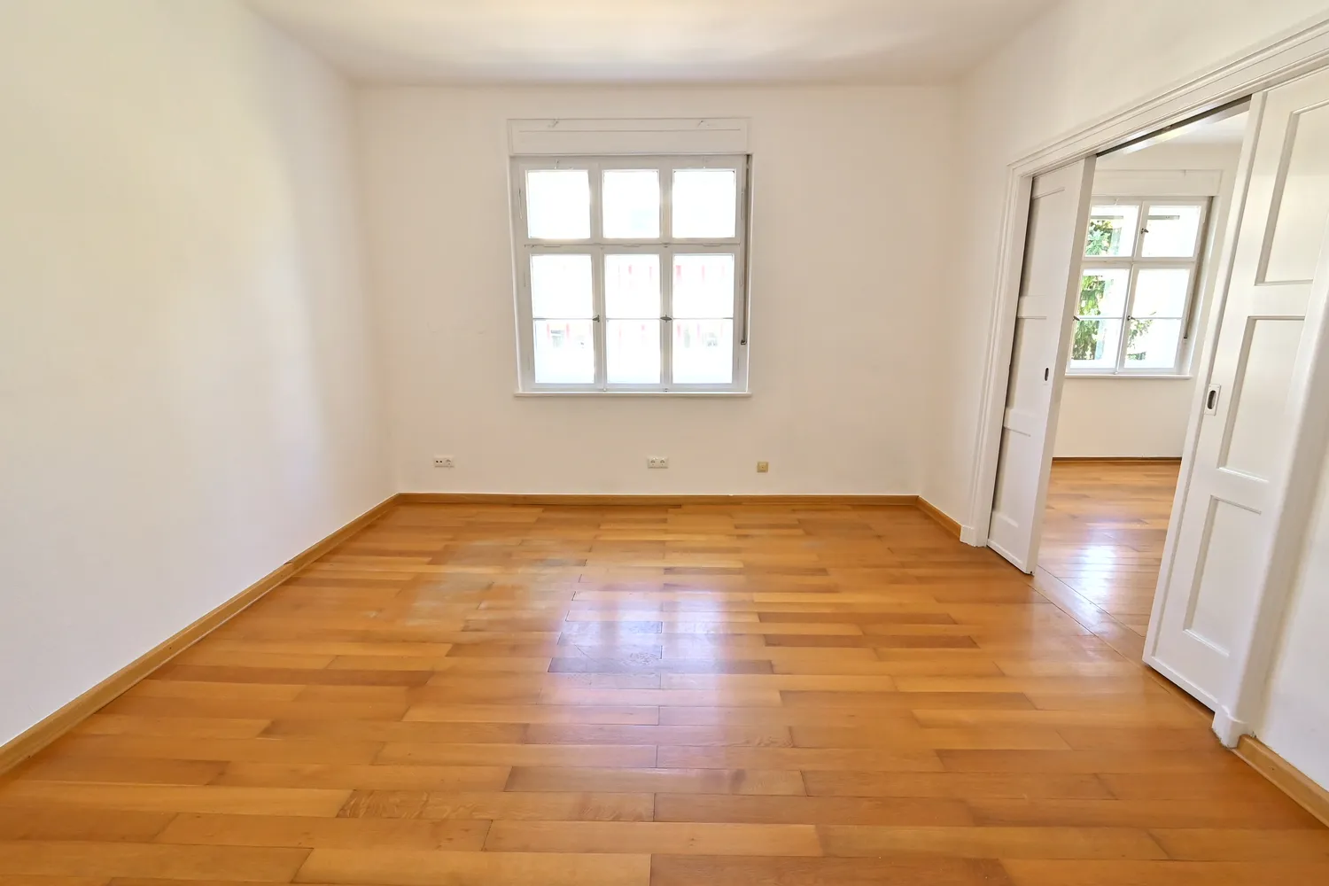 4 Zimmer Wohnung mit 126 m² in Augsburg – Bild 1