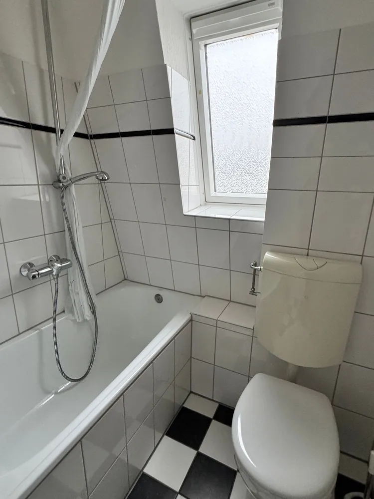 1 Zimmer Wohnung mit 40 m² in Essen – Bild 11