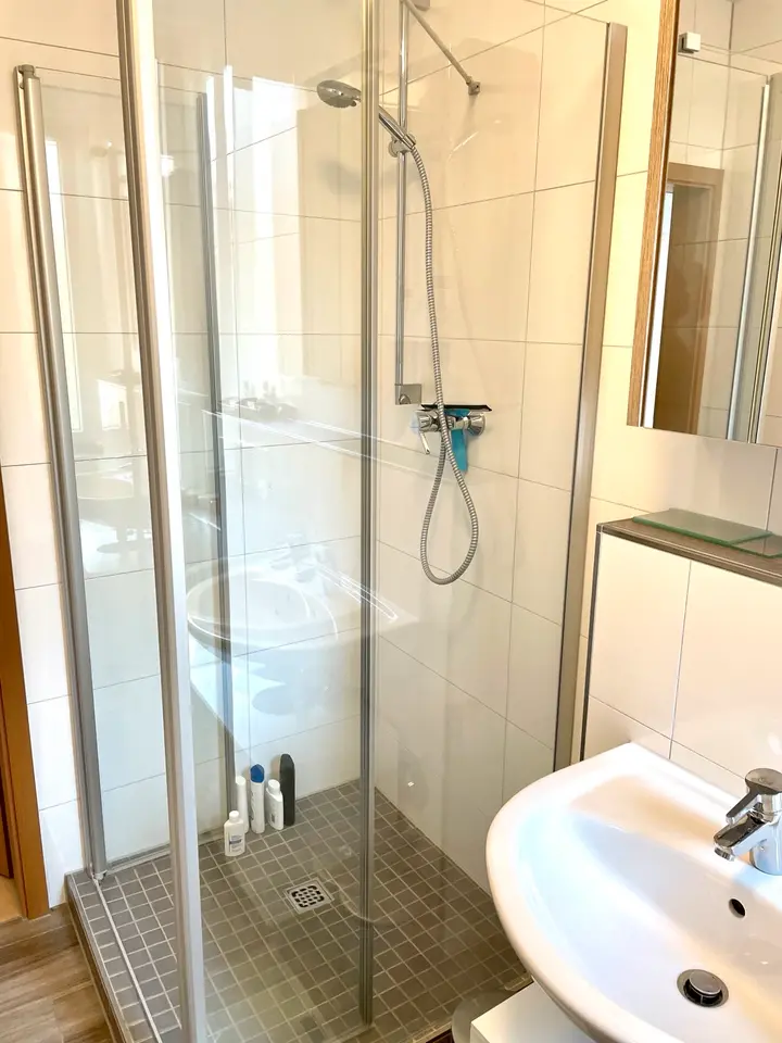 WG-Zimmer mit 107 m² in Essen – Bild 10