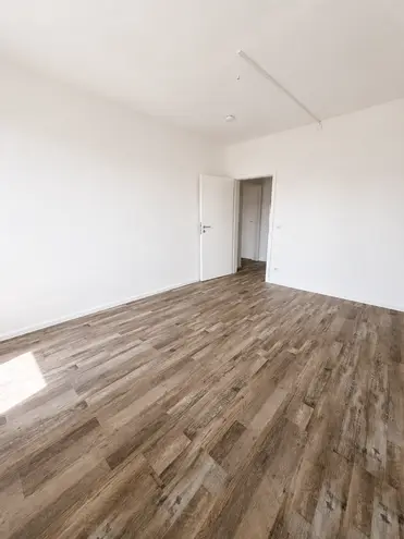 4 Zimmer Wohnung mit 71 m² in Halle (Saale) – Bild 2
