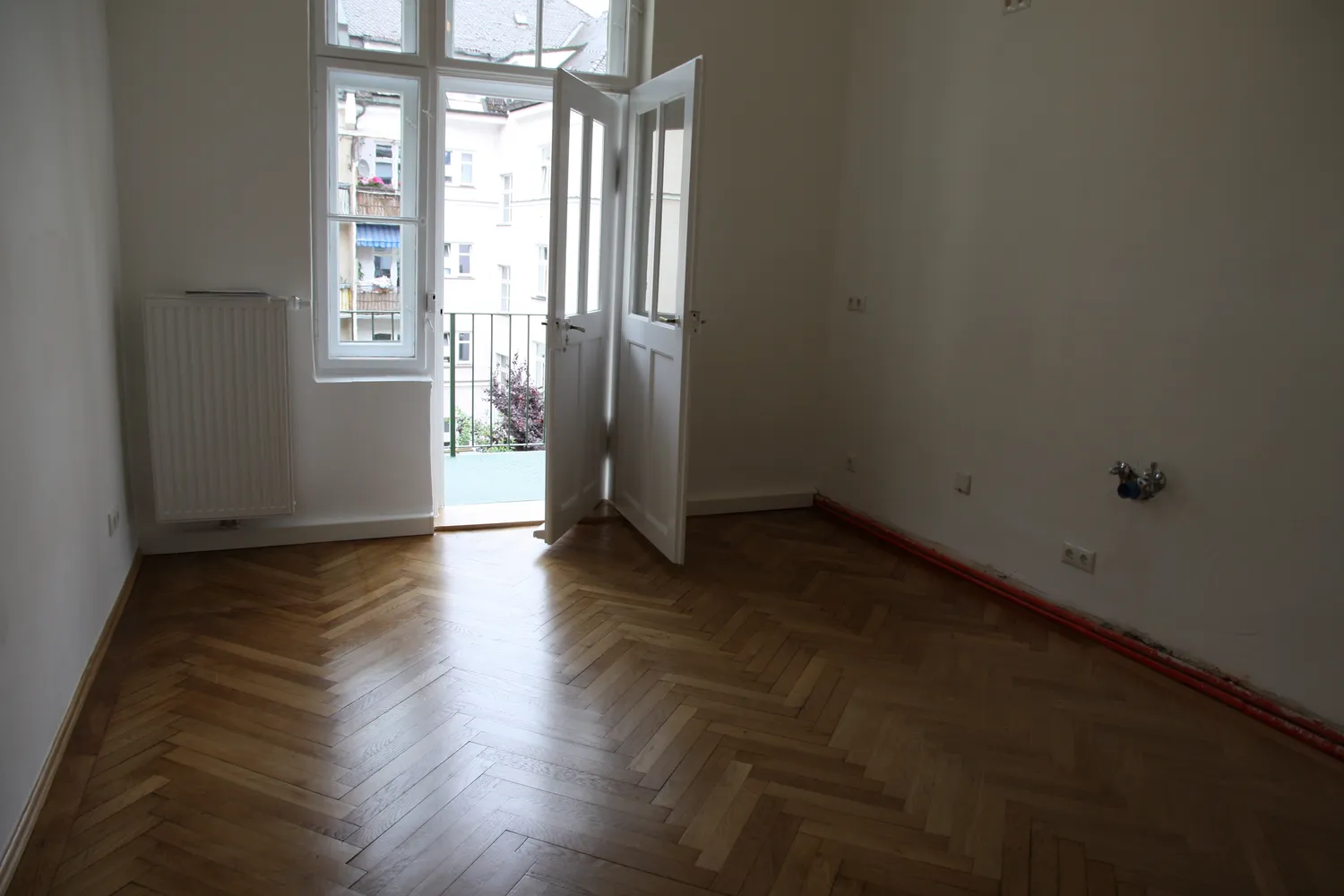 4 Zimmer Wohnung mit 93 m² in München – Bild 2