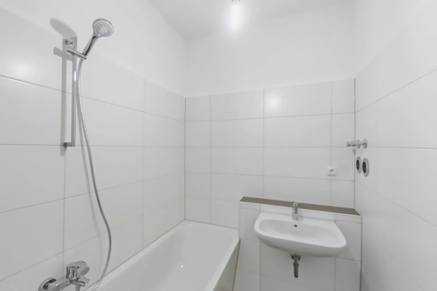 2 Zimmer Wohnung mit 71 m² in Dresden – Bild 5