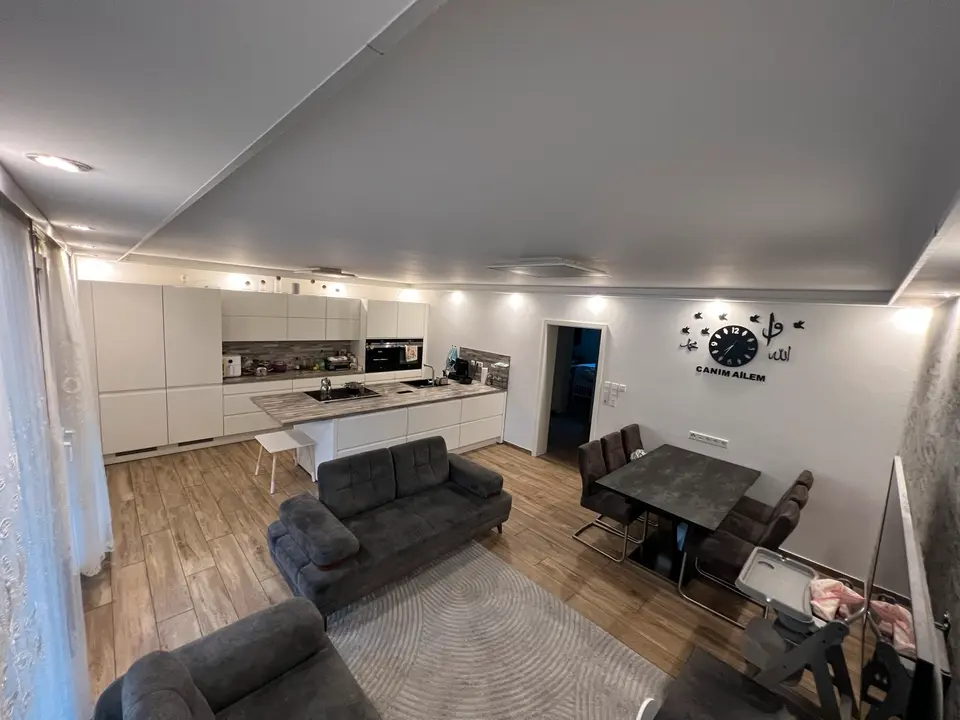 4 Zimmer Wohnung mit 90 m² in Mannheim – Bild 2
