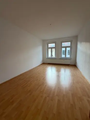 3 Zimmer Wohnung mit 85 m² in Halle (Saale) – Bild 2
