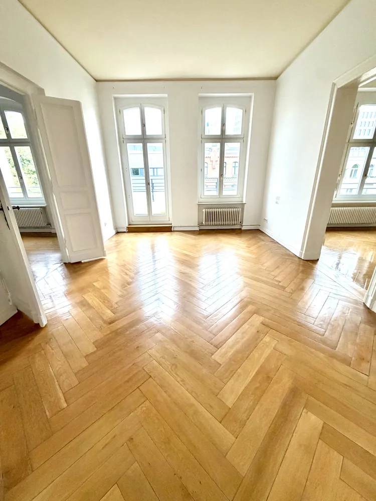 4 Zimmer Wohnung mit 127 m² in Berlin – Bild 1
