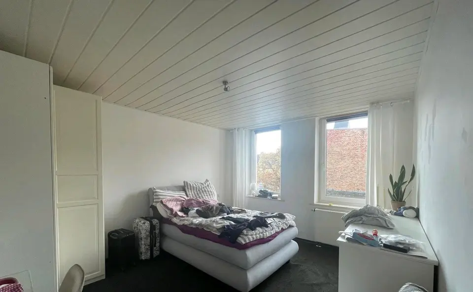 2 Zimmer Wohnung mit 70 m² in Hof – Bild 3