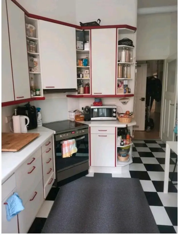 Shared room with 35 m² in Stuttgart – Photo 6