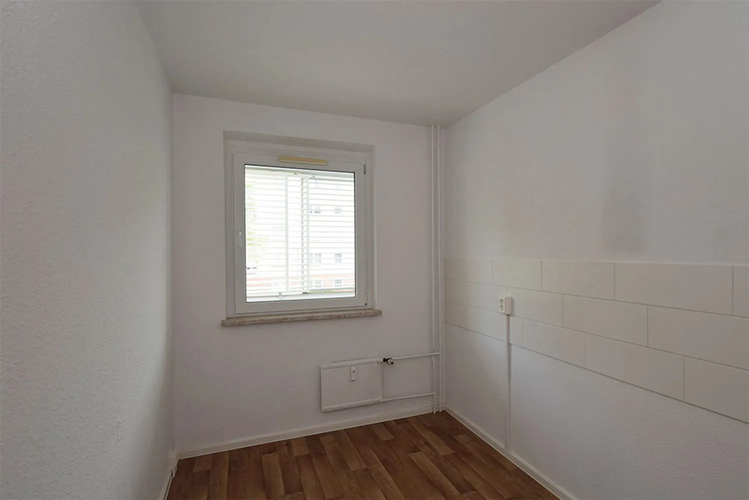 2 Zimmer Wohnung mit 57 m² in Halle (Saale) – Bild 3