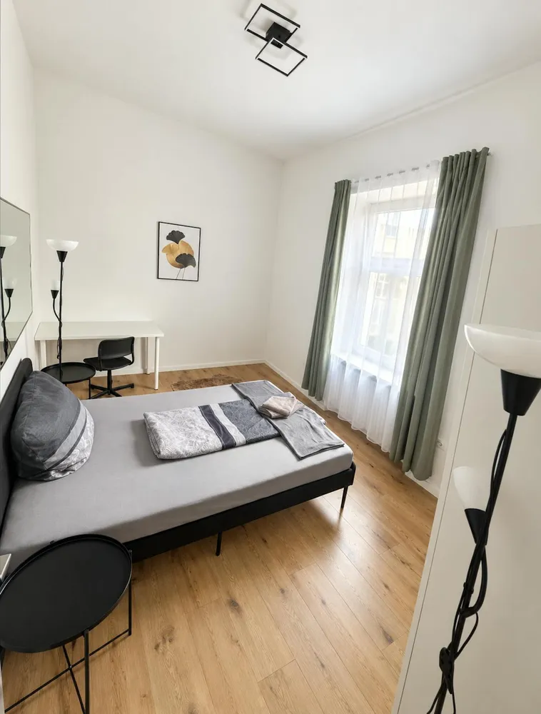 WG-Zimmer mit 12 m² in München – Bild 1