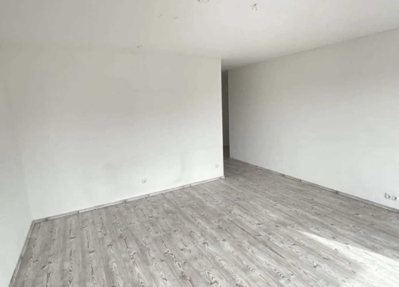 4 Zimmer Wohnung mit 70 m² in Duisburg – Bild 2