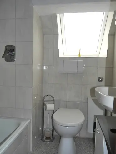 1 Zimmer Wohnung mit 50 m² in Köln – Bild 6