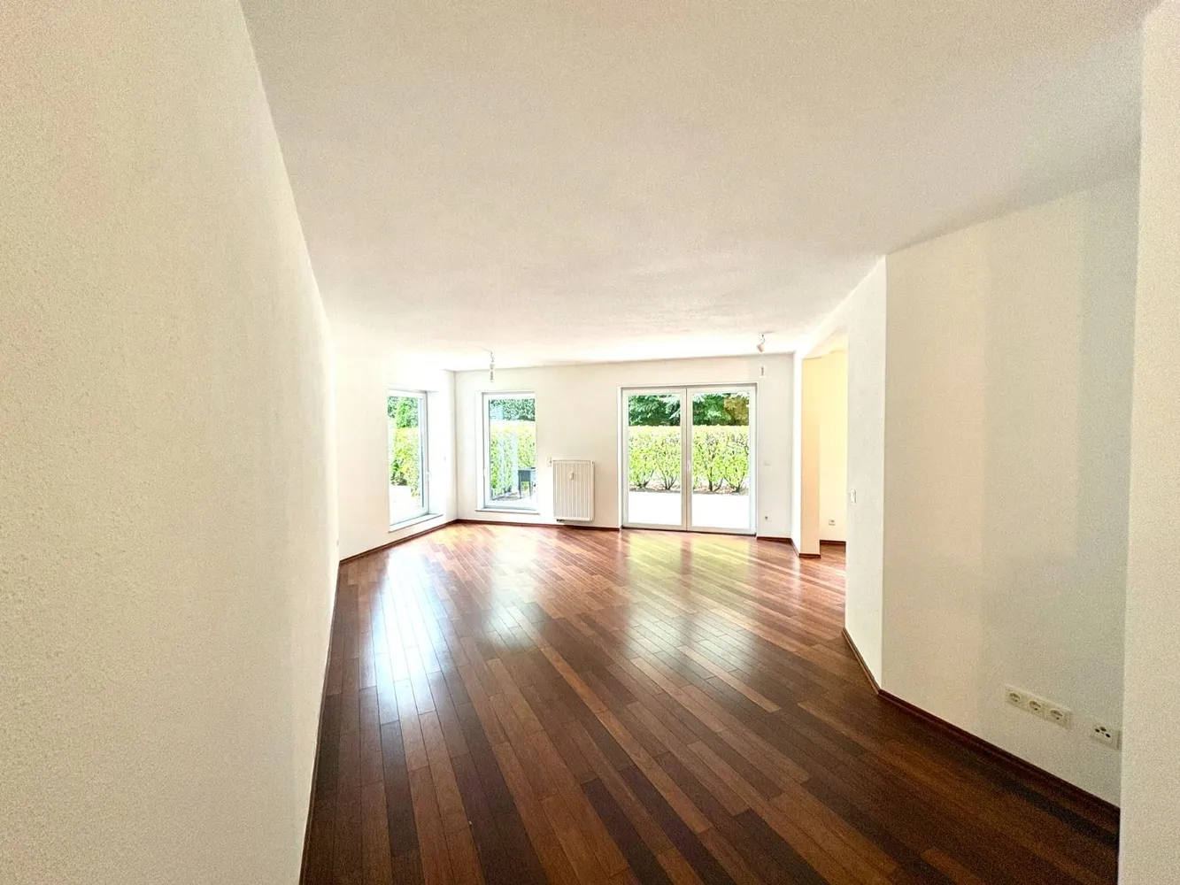 4 Zimmer Wohnung mit 107 m² in Düsseldorf – Bild 1
