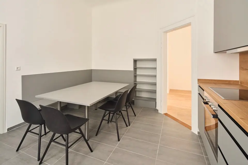6 Zimmer Wohnung mit 123 m² in Ulm – Bild 4