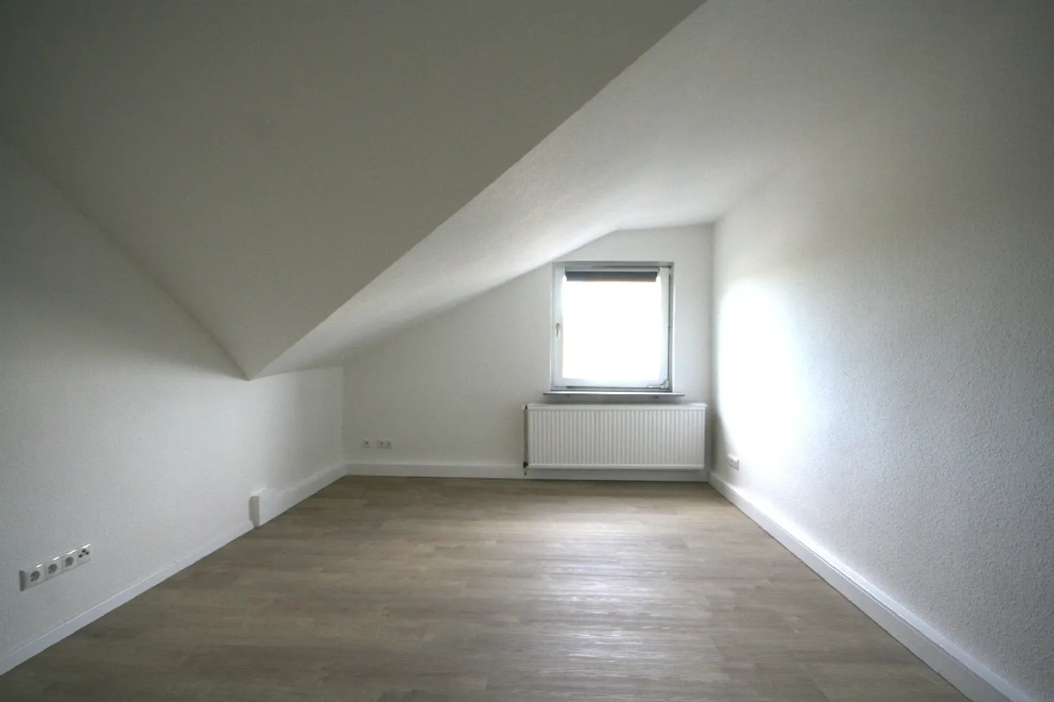 3 Zimmer Wohnung mit 80 m² in Mönchengladbach – Bild 2