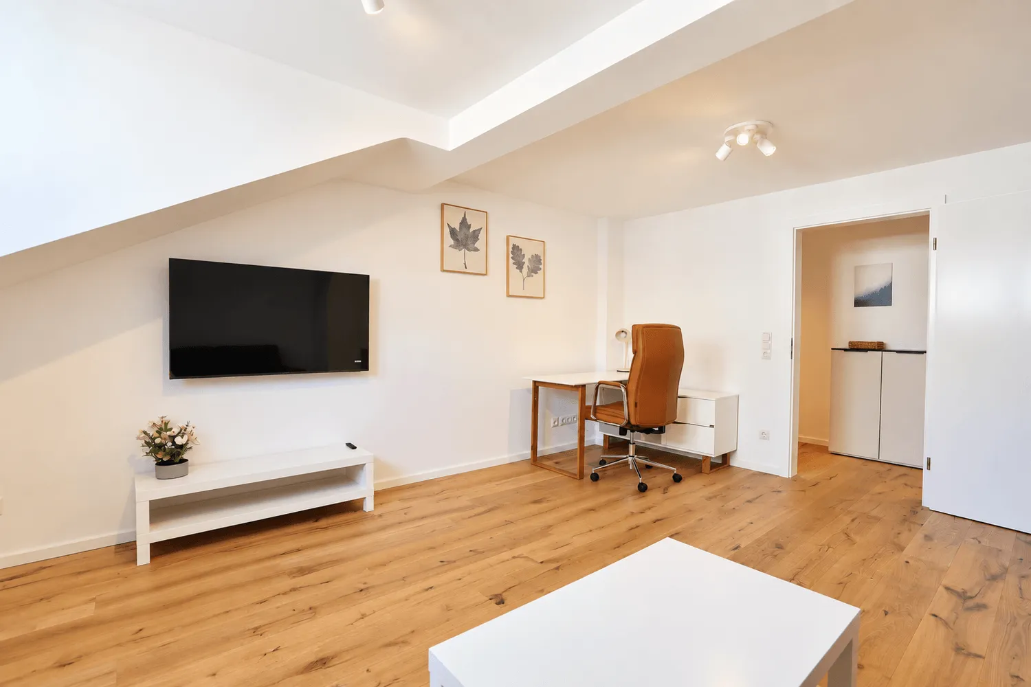 Shared room with 20 m² in Frankfurt am Main – Photo 8