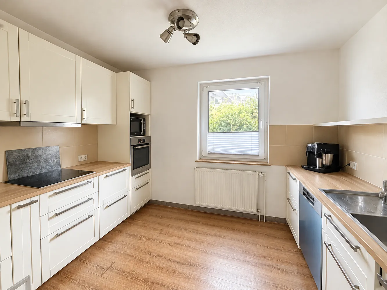 4 Zimmer Haus mit 120 m² in Uelzen – Bild 2