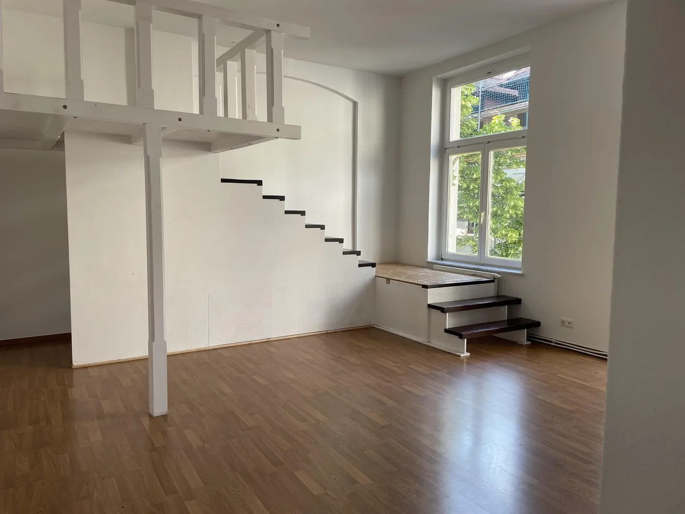 5 Zimmer Wohnung mit 201 m² in Leipzig – Bild 3