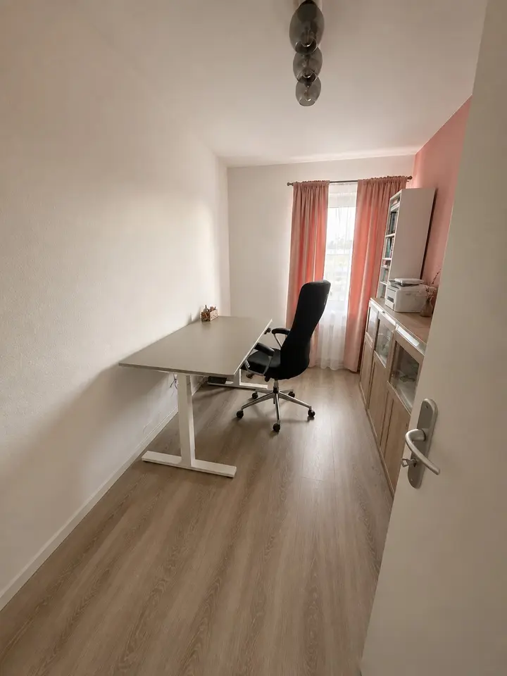 4 Zimmer Wohnung mit 80 m² in Kiel – Bild 4