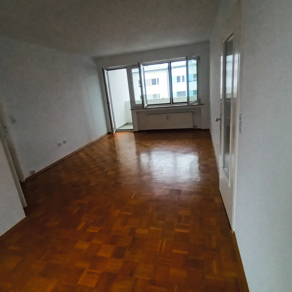 3 Zimmer Wohnung mit 70 m² in München – Bild 3