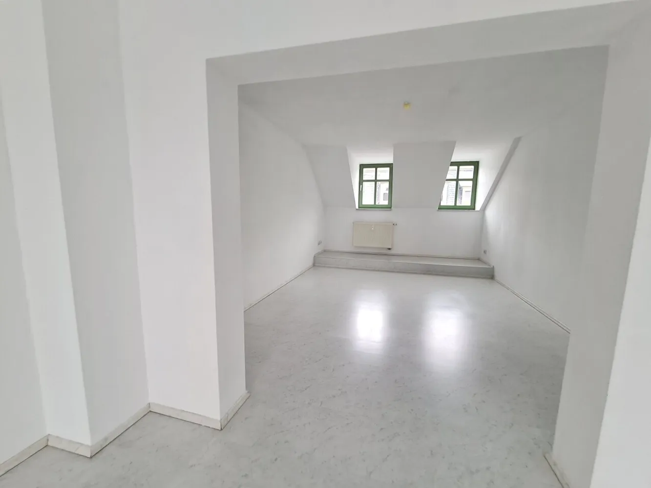 3 room apartment with 93 m² in Chemnitz – Photo 9