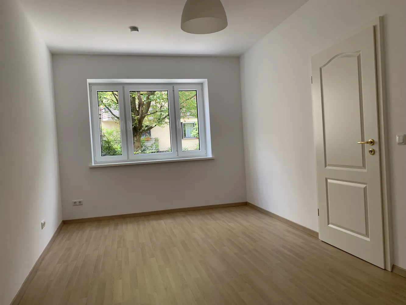 2 Zimmer Wohnung mit 82 m² in München – Bild 9