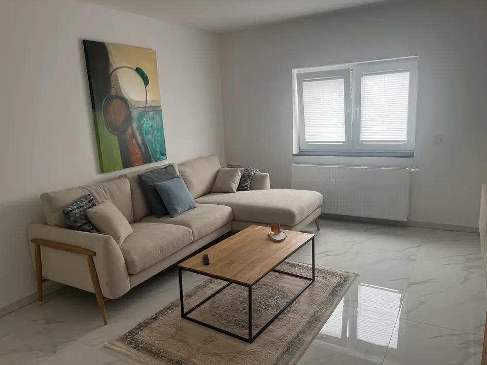 5 Zimmer Wohnung mit 300 m² in Essen – Bild 1