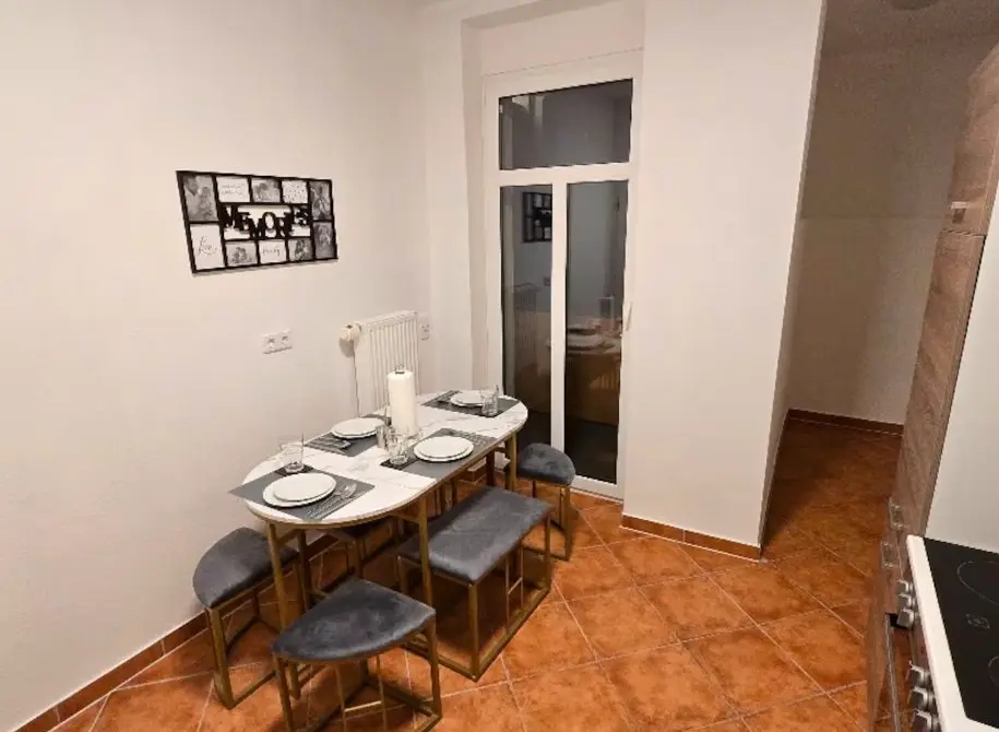 2 Zimmer Wohnung mit 56 m² in München – Bild 3