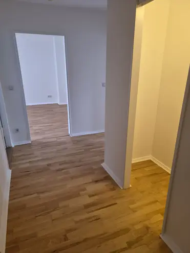 2 Zimmer Wohnung mit 67 m² in Berlin – Bild 6