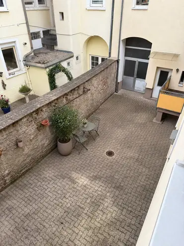 2 Zimmer Wohnung mit 45 m² in Karlsruhe – Bild 3
