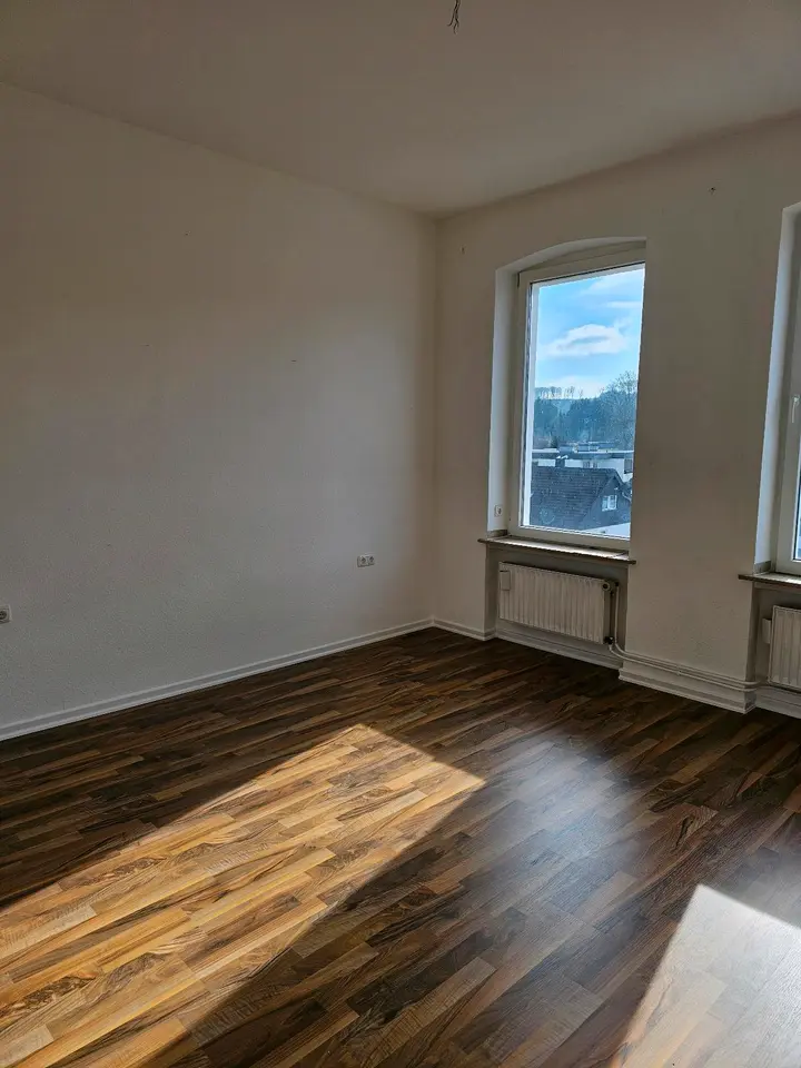 6 Zimmer Wohnung mit 165 m² in Lüdenscheid – Bild 1