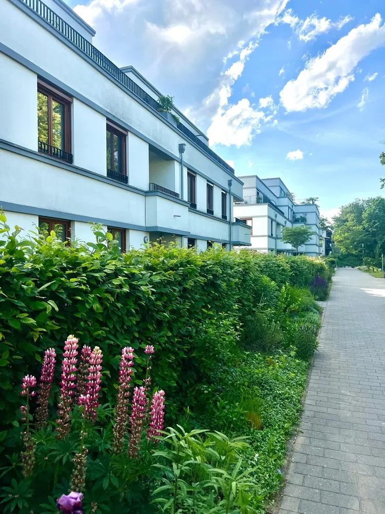 2 Zimmer Wohnung mit 66 m² in Berlin – Bild 6