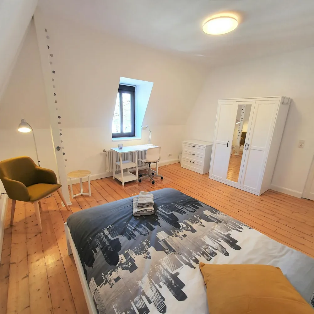 Shared room with 20 m² in Bonn – Photo 1