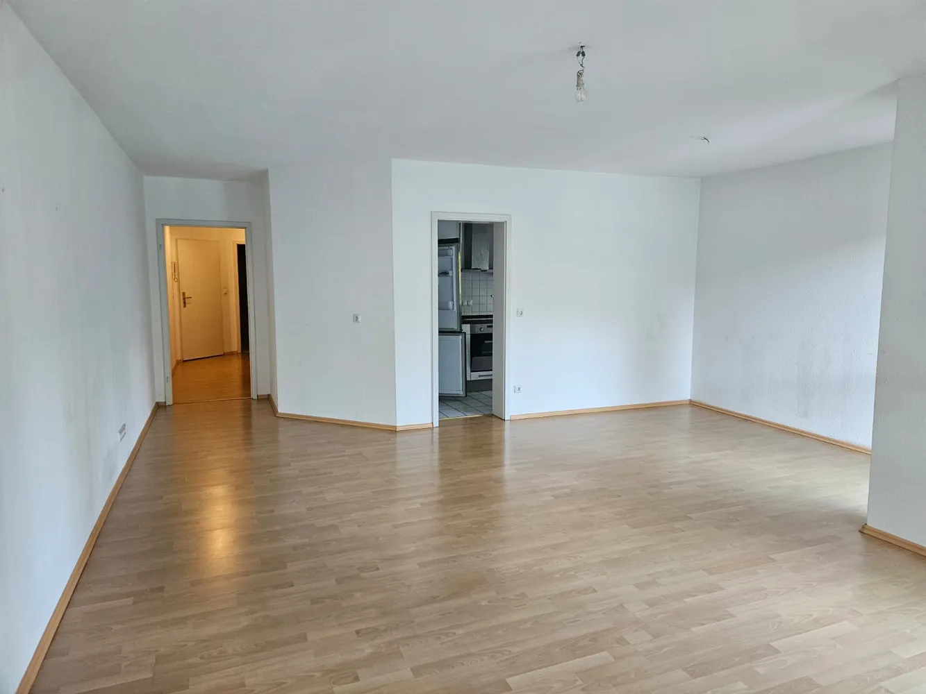 2 Zimmer Wohnung mit 65 m² in Frankfurt am Main – Bild 5