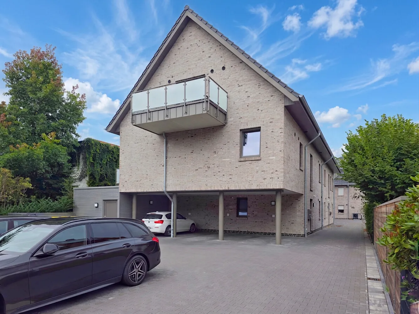 4 Zimmer Wohnung mit 98 m² in Oldenburg – Bild 3