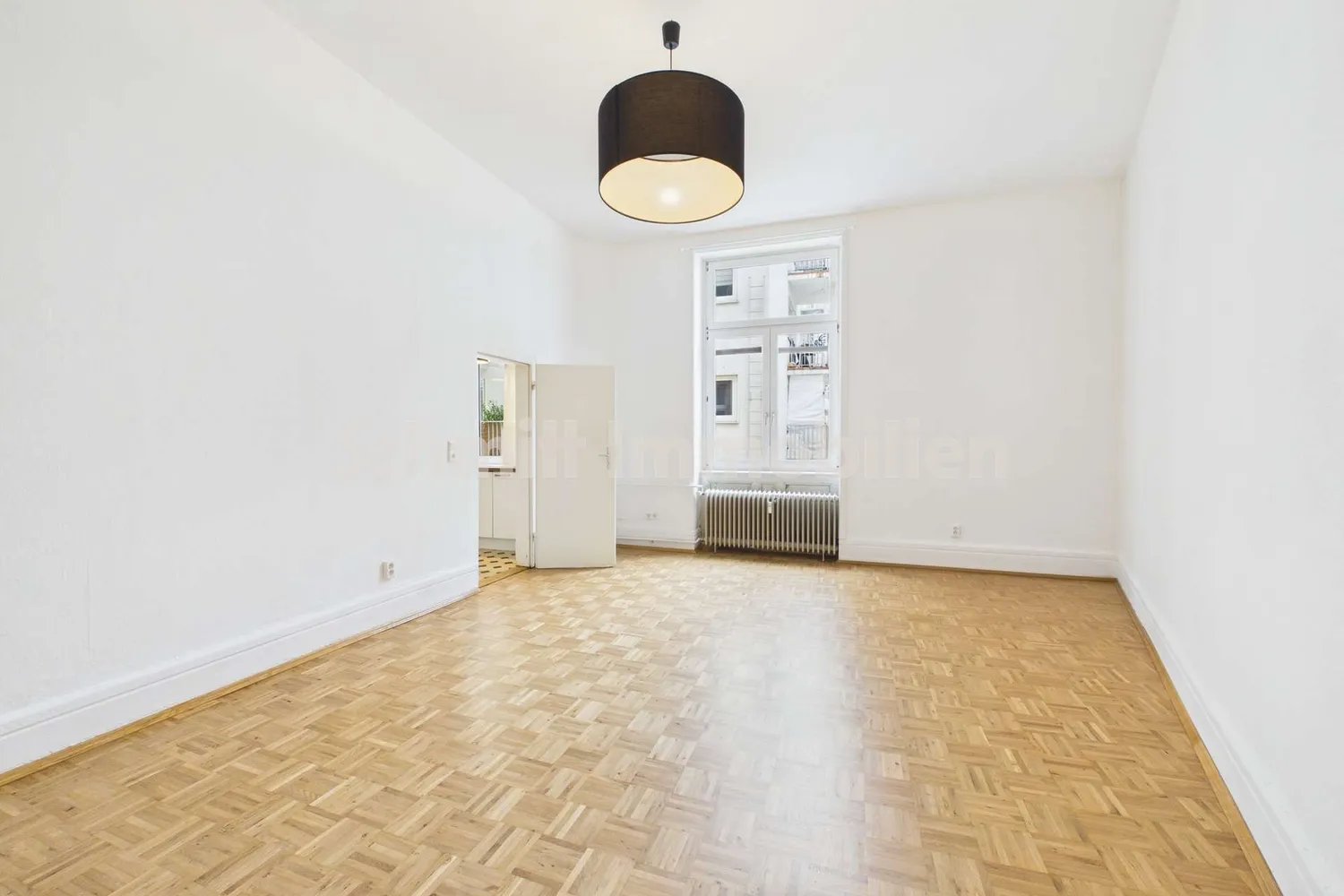 2 Zimmer Wohnung mit 86 m² in Frankfurt am Main – Bild 4