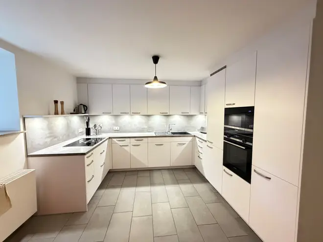 4 Zimmer Wohnung mit 130 m² in Stuttgart – Bild 7