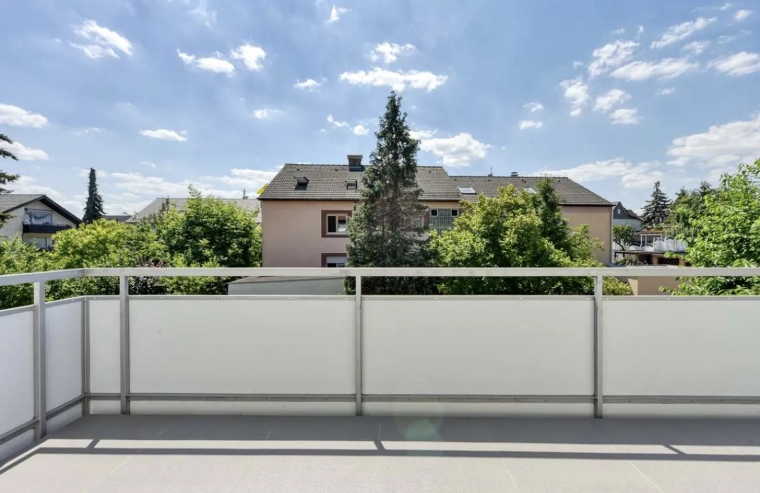 3 Zimmer Wohnung mit 77 m² in Stuttgart – Bild 2