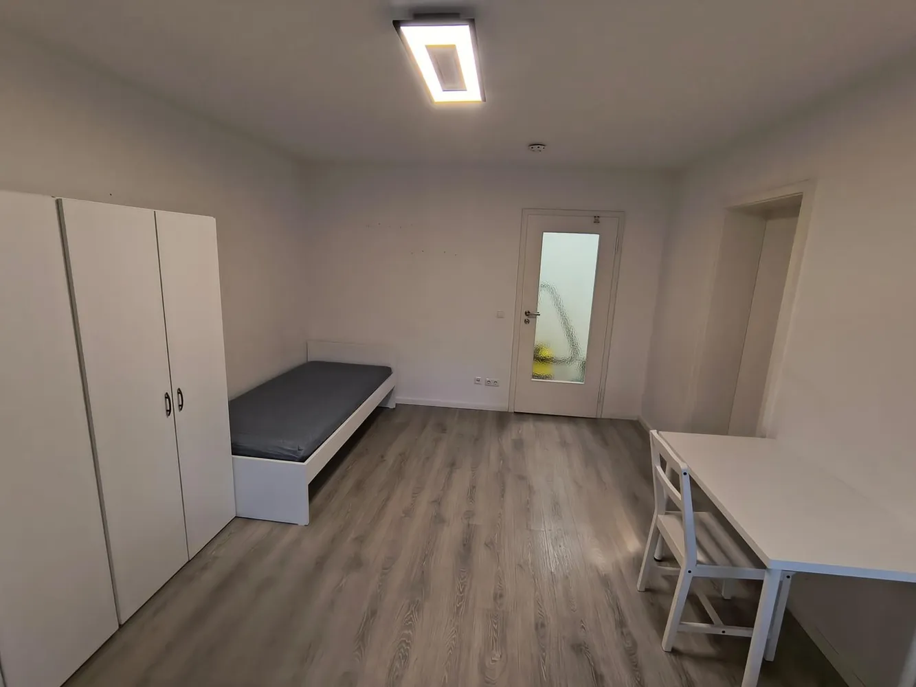 Shared room with 50 m² in Munich – Photo 8