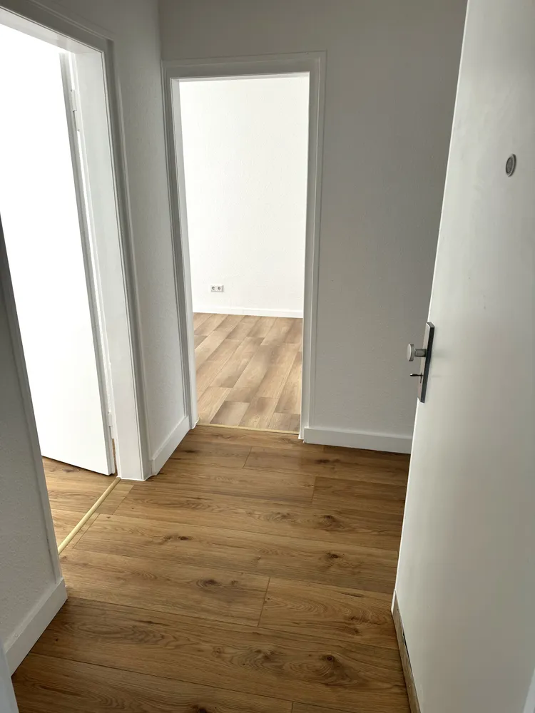 2 Zimmer Wohnung mit 69 m² in Wuppertal – Bild 2