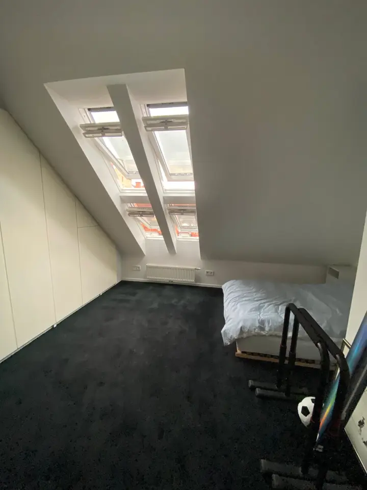 5 Zimmer Wohnung mit 110 m² in Karlsruhe – Bild 9