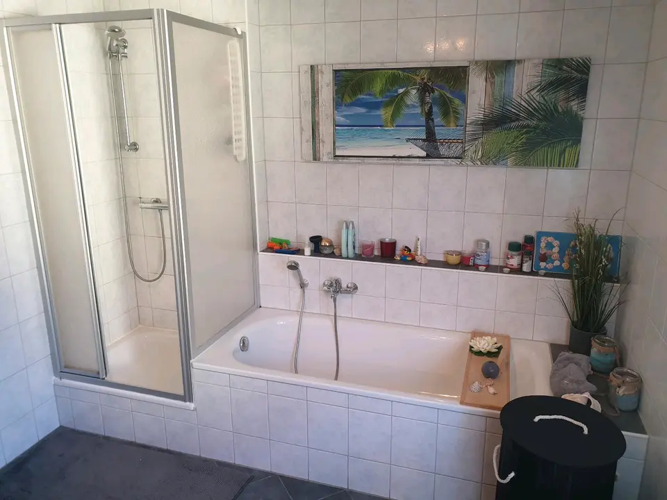 Shared room with 200 m² in Freital – Photo 4