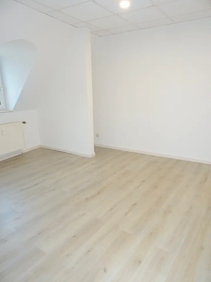 3 Zimmer Wohnung mit 85 m² in Werdau – Bild 10