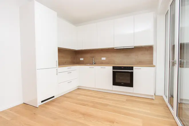 3 Zimmer Wohnung mit 90 m² in München – Bild 2