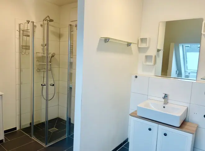 4 Zimmer Wohnung mit 130 m² in Köln – Bild 12